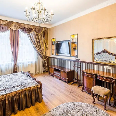Apartment Beautiful D.galytskogo